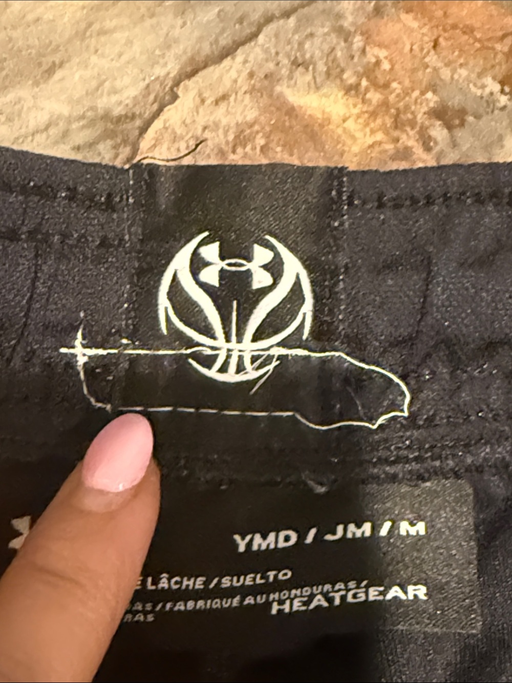 Under Armour Black Shorts with Gray Side Panels youth boys size medium - Picture 4 of 9